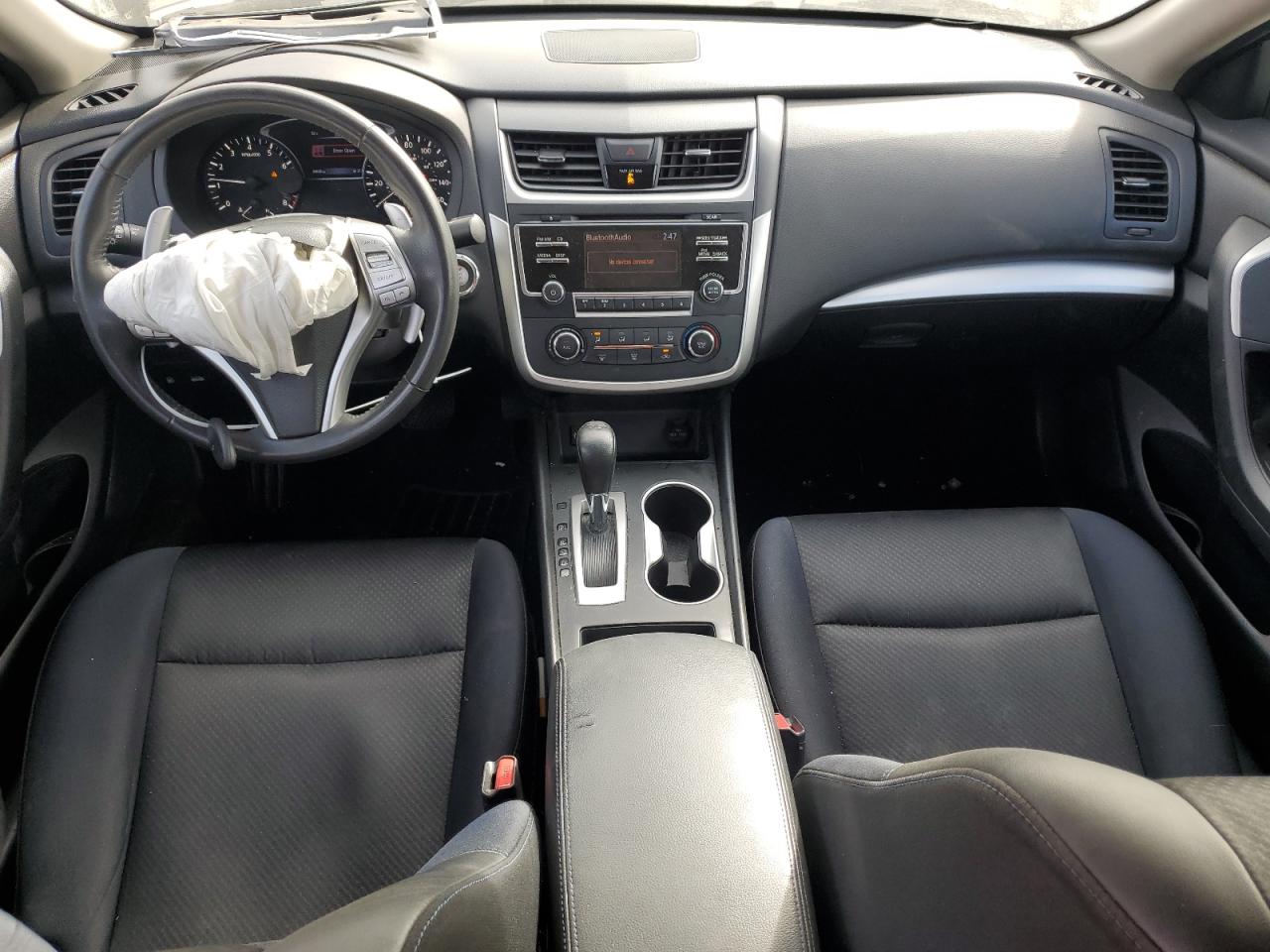 2017 Nissan Altima - Image 8