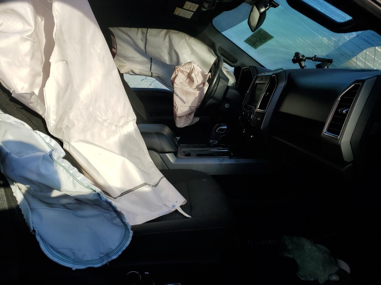 2016 Ford F-150 - Image 7
