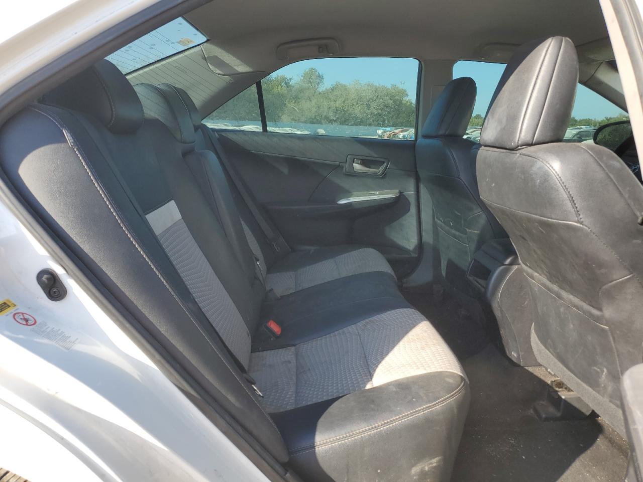 2013 Toyota Camry - Image 10