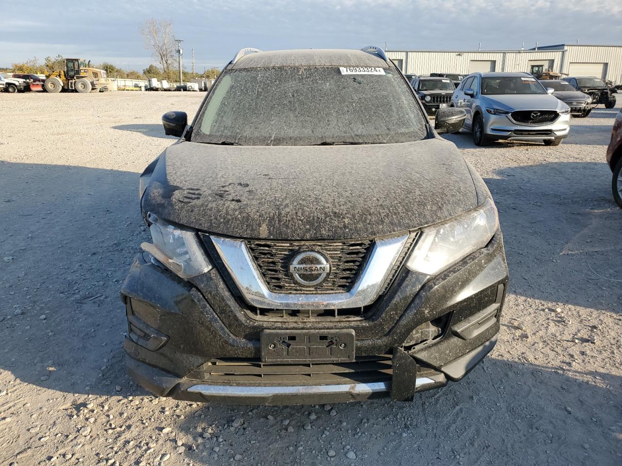 2018 Nissan Rogue - Image 5