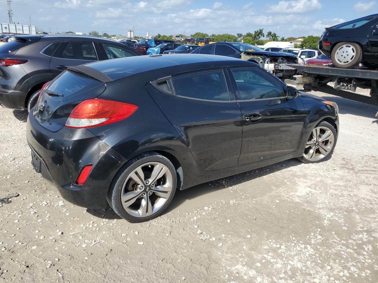 VIN KMHTC6AD5DU165027 2013 HYUNDAI VELOSTER no.3