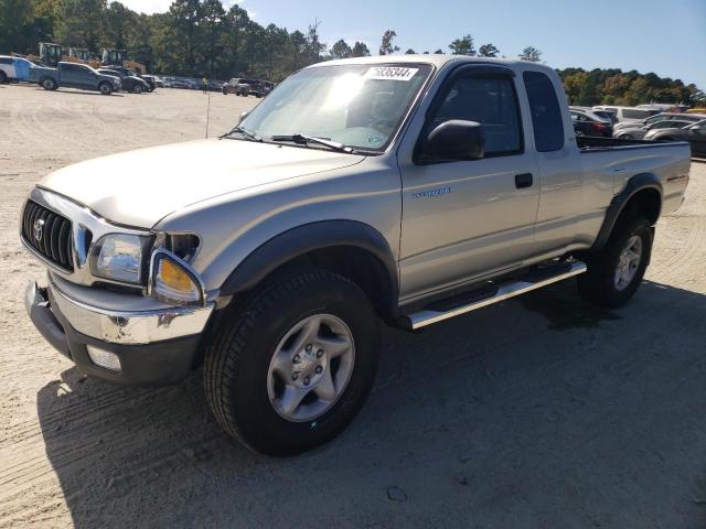 2004 Toyota Tacoma Xtracab