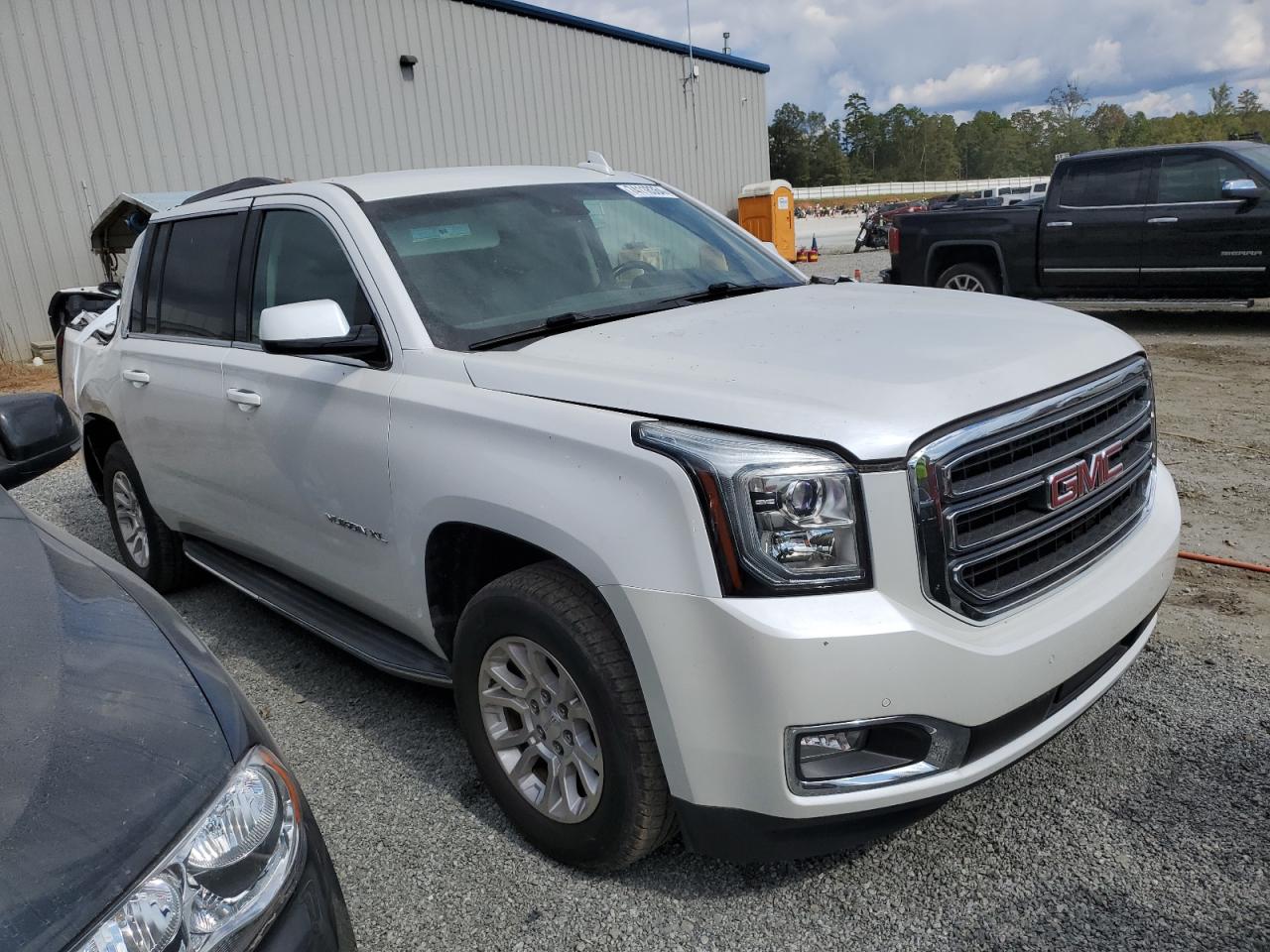 1GKS1GKC4GR135031 2016 GMC Yukon Xl C1500 Slt