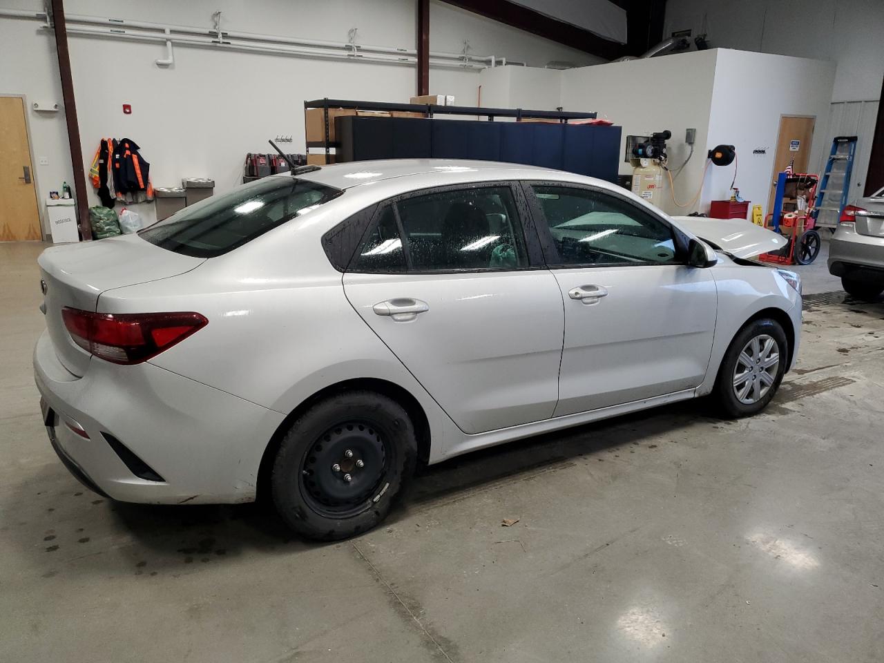 VIN 3KPA24AD8ME410789 2021 KIA RIO no.3