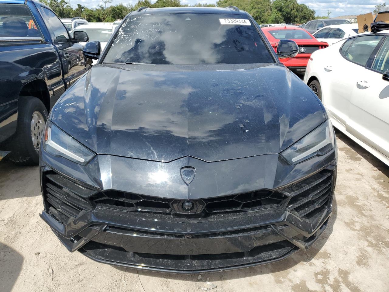 2019 Lamborghini Urus VIN: ZPBUA1ZL6KLA01875 Lot: 73309444