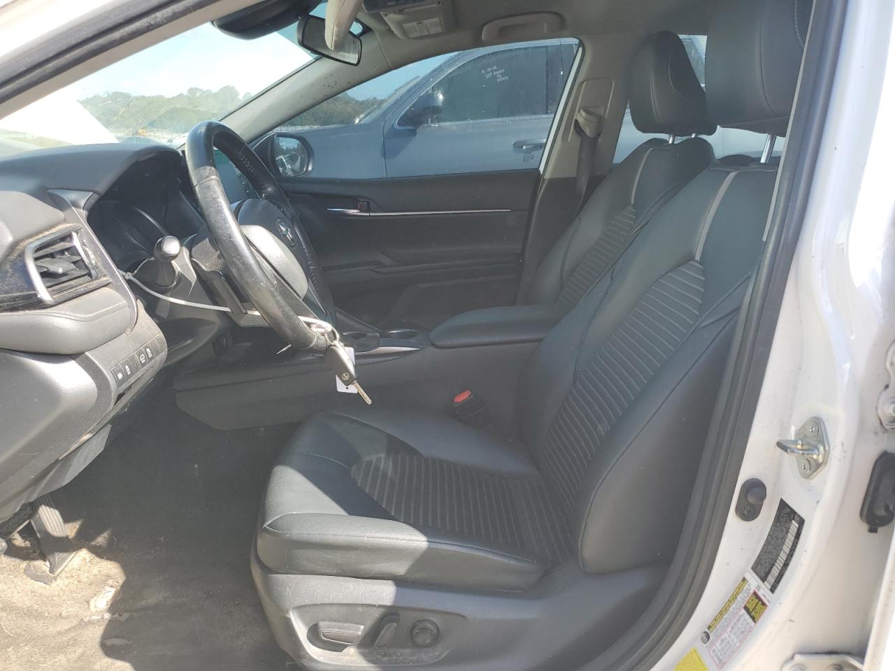 2021 Toyota Camry - Image 7