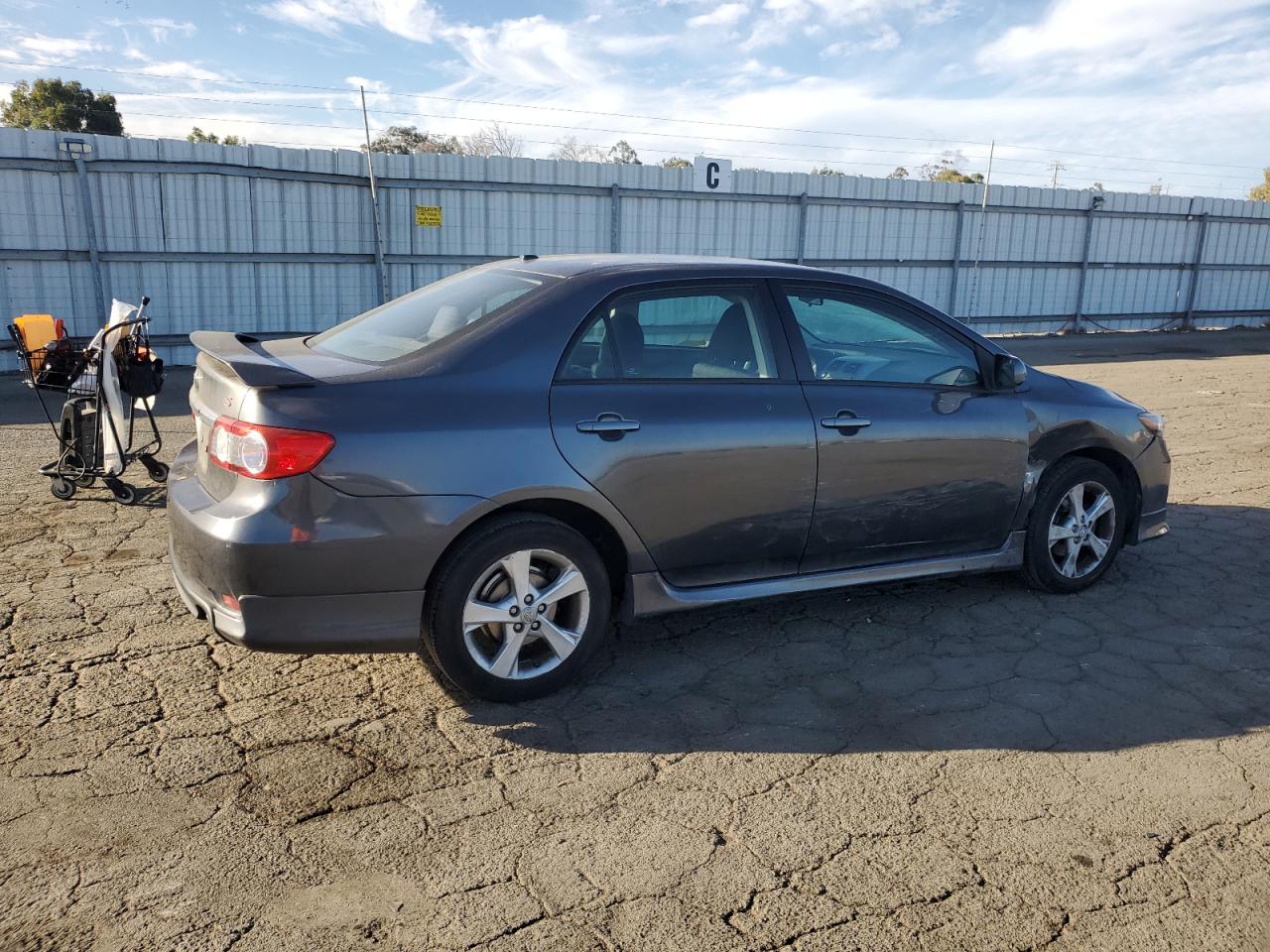 2T1BU4EE9BC728255 2011 Toyota Corolla Base