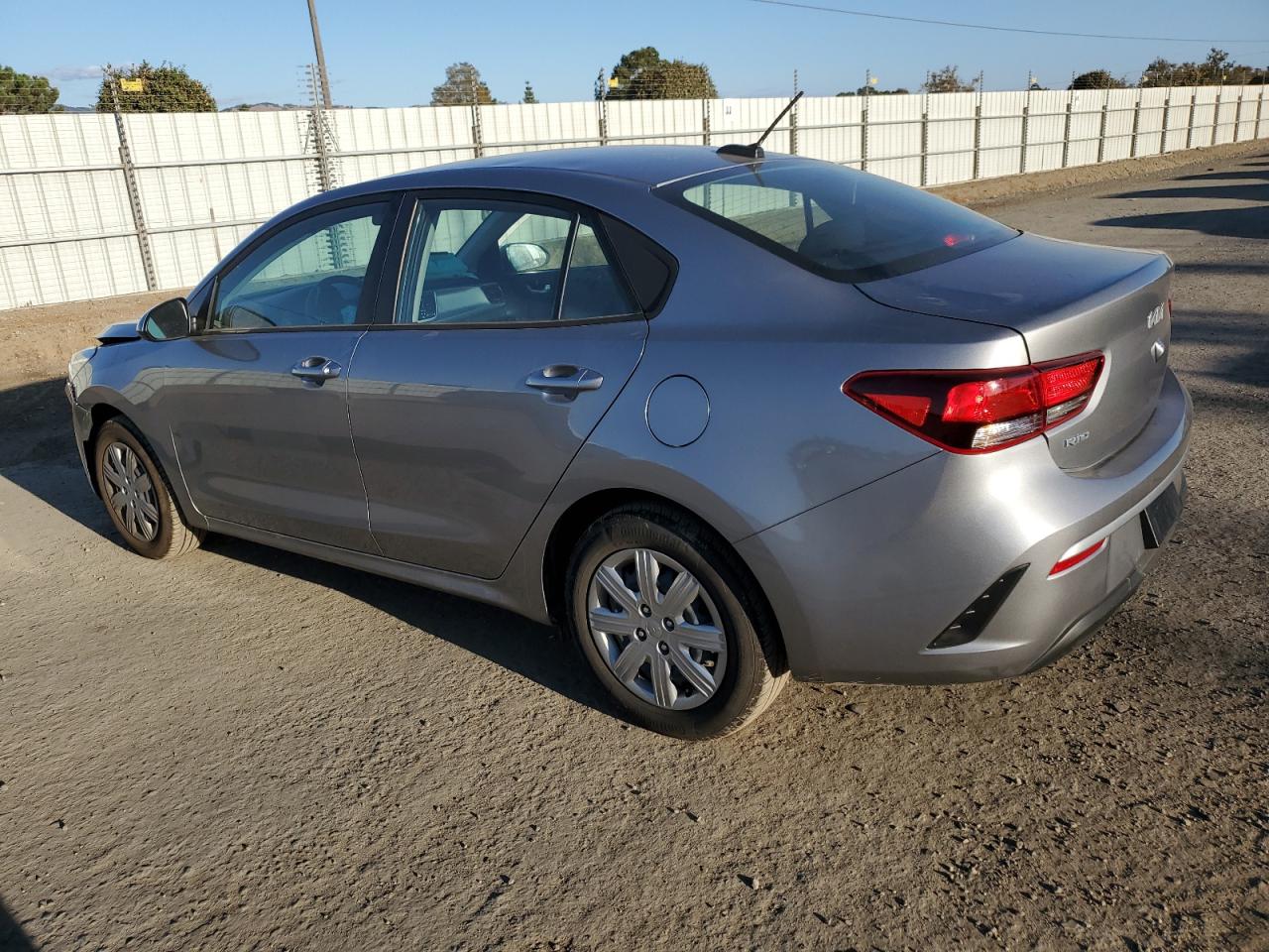 2023 Kia Rio - Image 2
