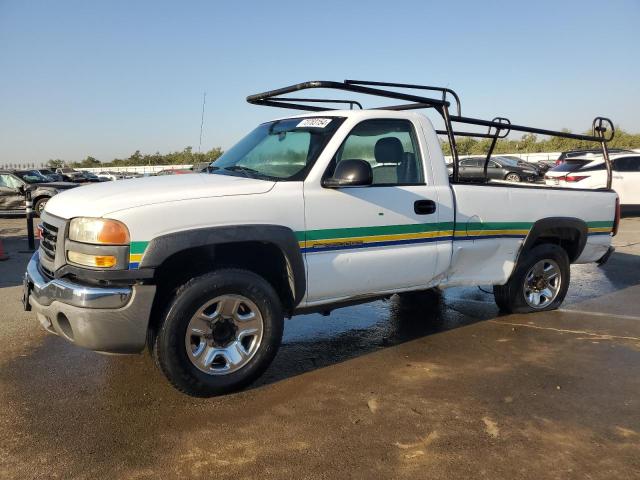 2005 Gmc Sierra C2500 Heavy Duty for Sale in Fresno, CA - Side