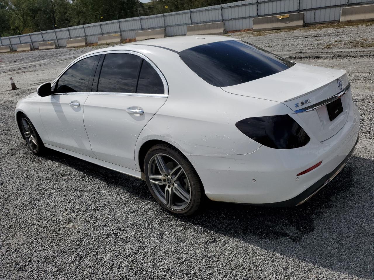 2020 Mercedes-Benz E-klasse - Image 2