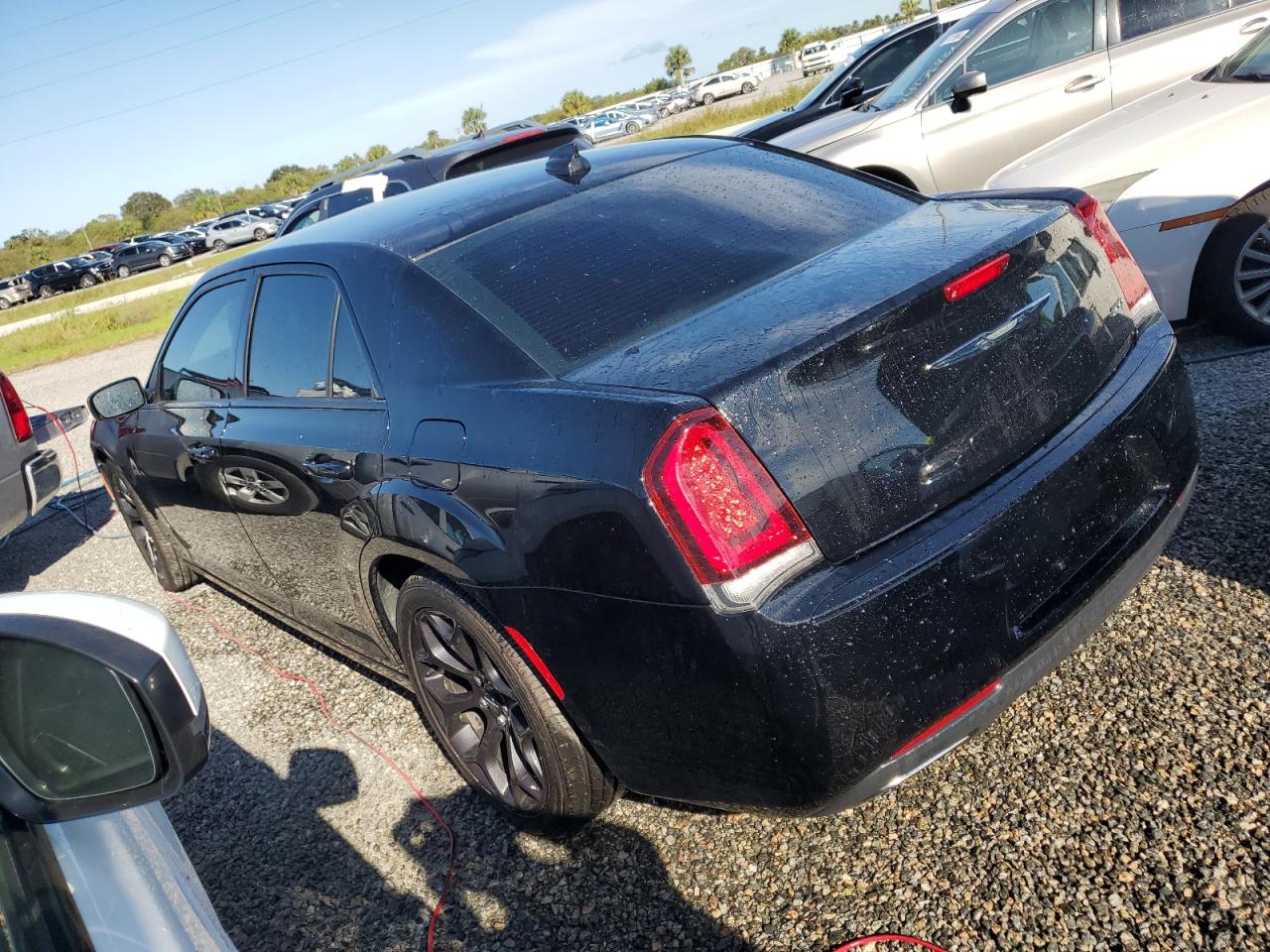 2019 Chrysler 300 - Image 2