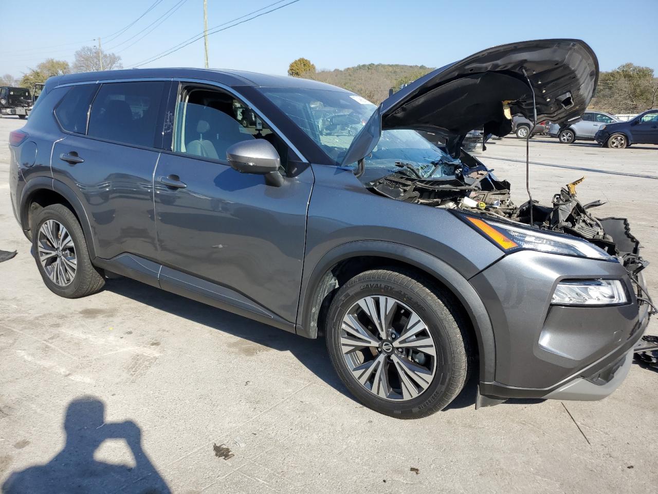 2021 Nissan Rogue - Image 4