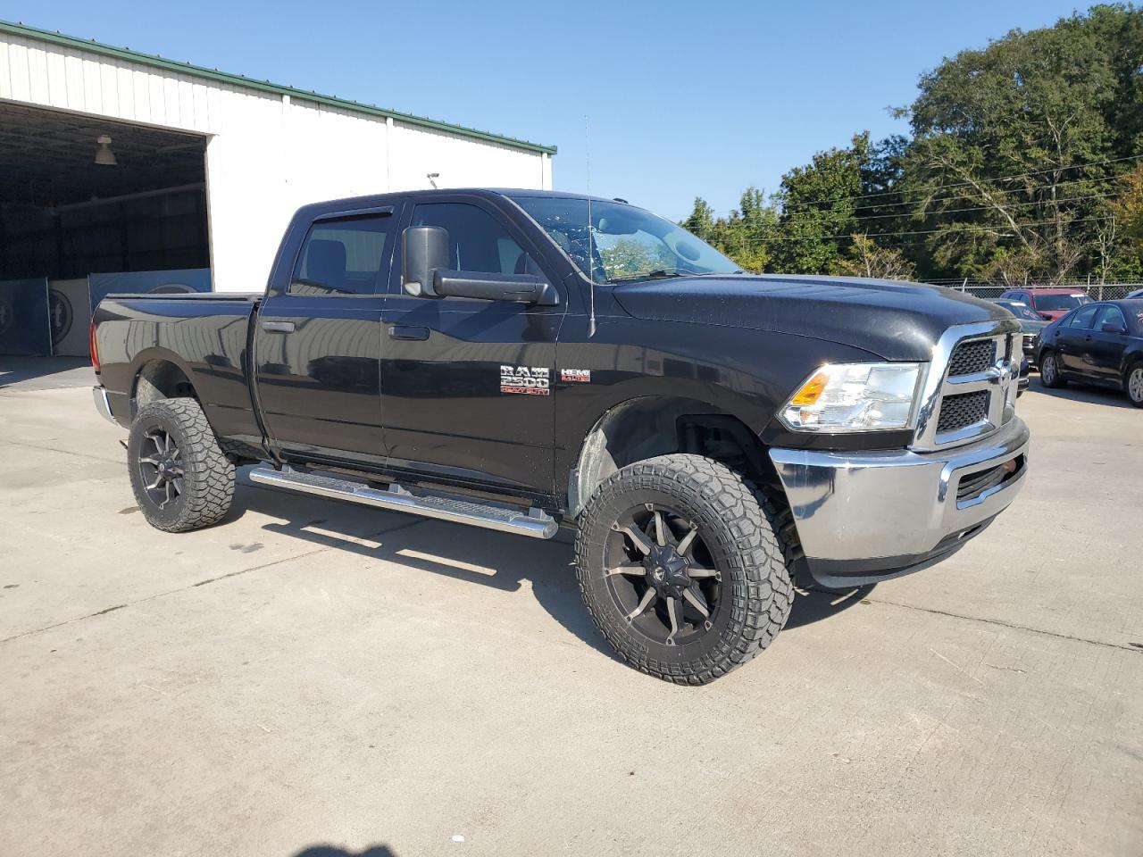 2015 RAM 2500 - Image 4