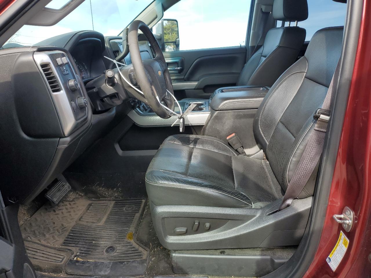2015 Chevrolet Silverado - Image 7