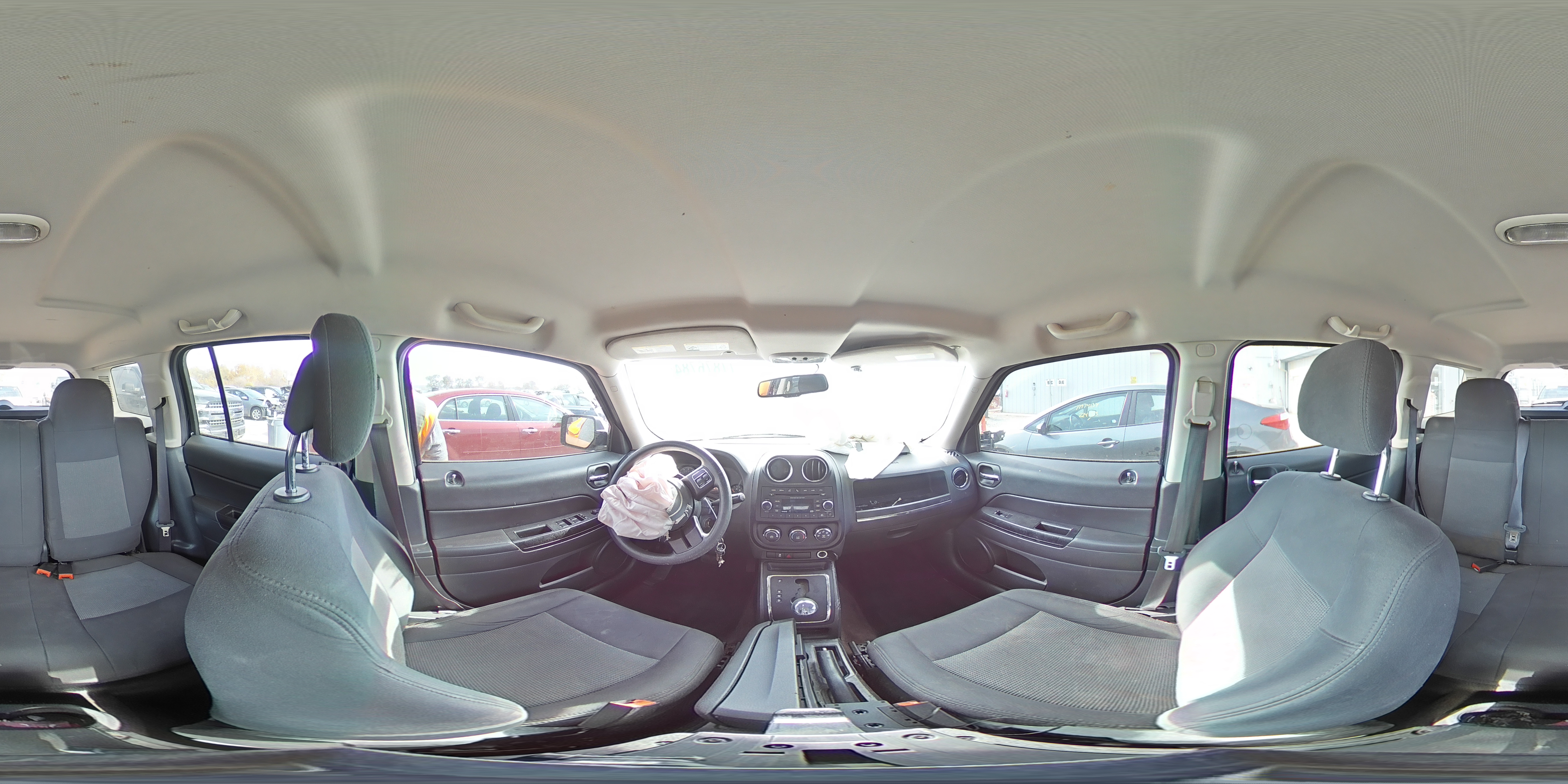 2016 Jeep Liberty (Patriot) - Image 15
