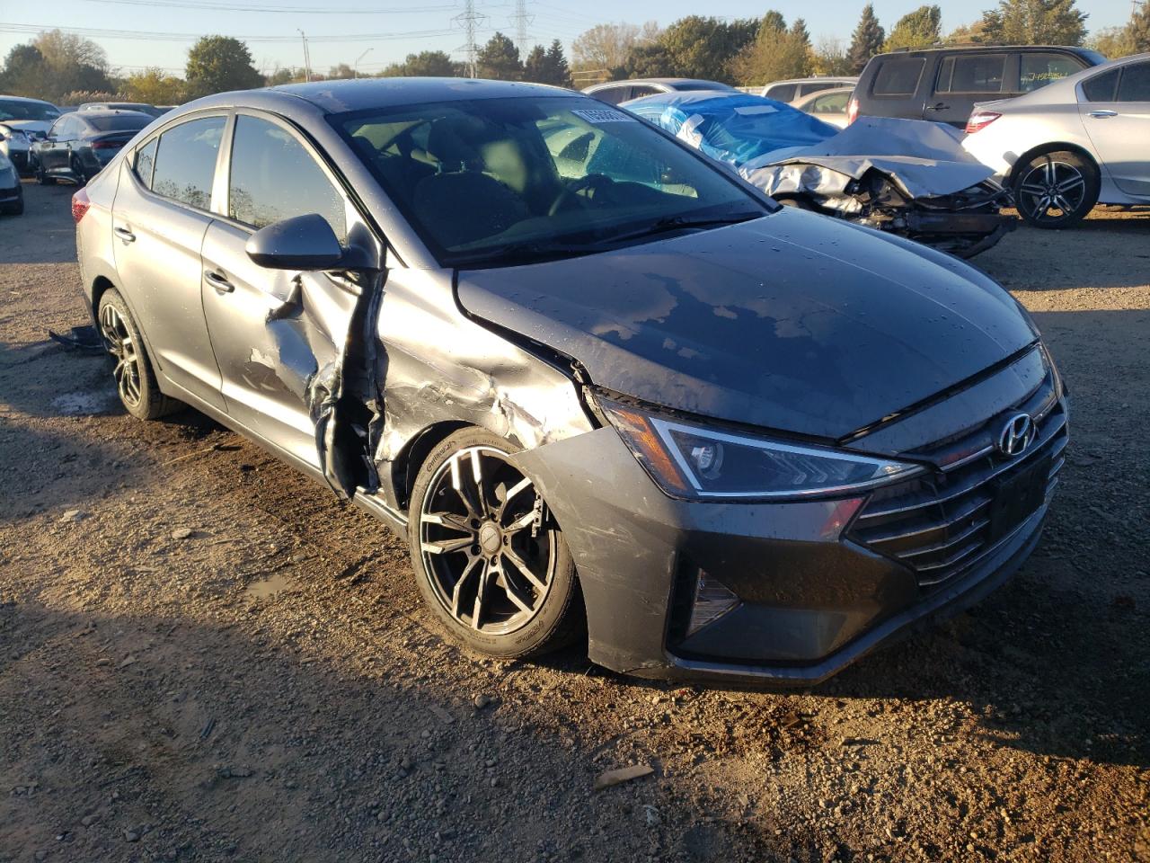 2019 Hyundai Elantra - Image 4