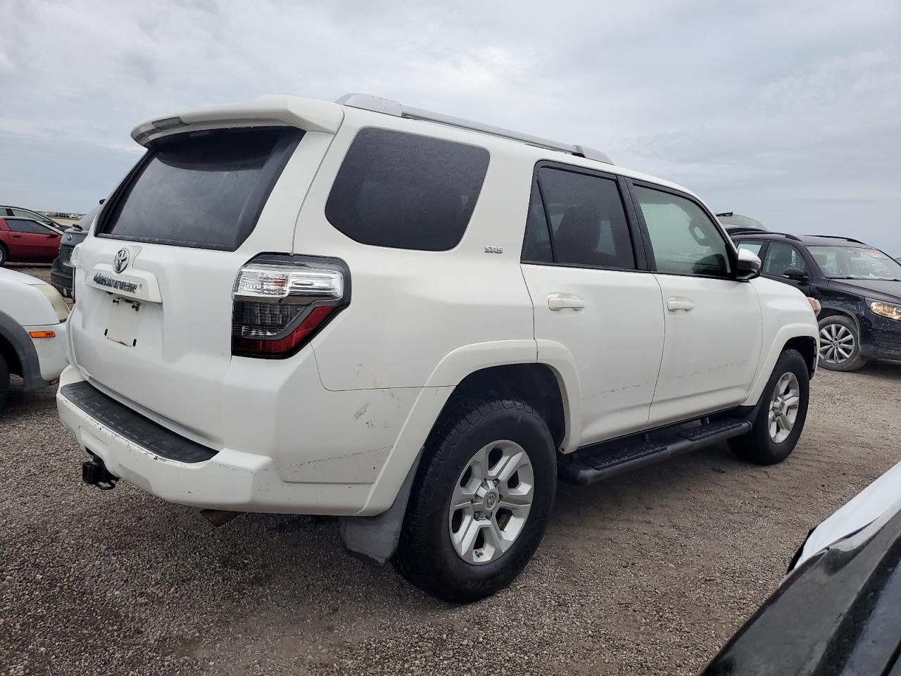 2016 Toyota 4Runner - Image 3
