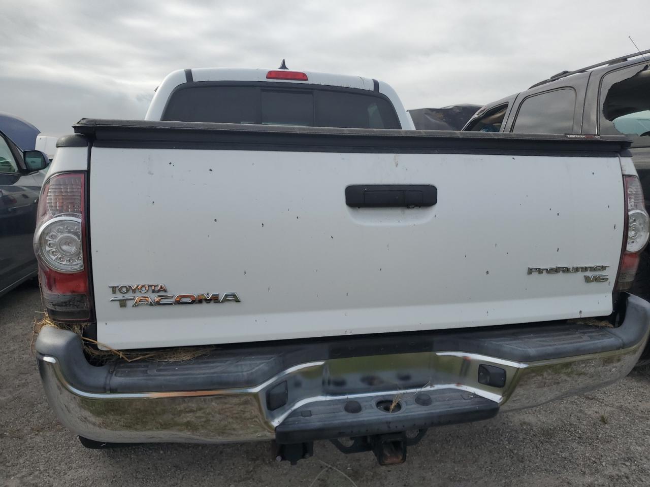 2014 Toyota Tacoma - Image 6