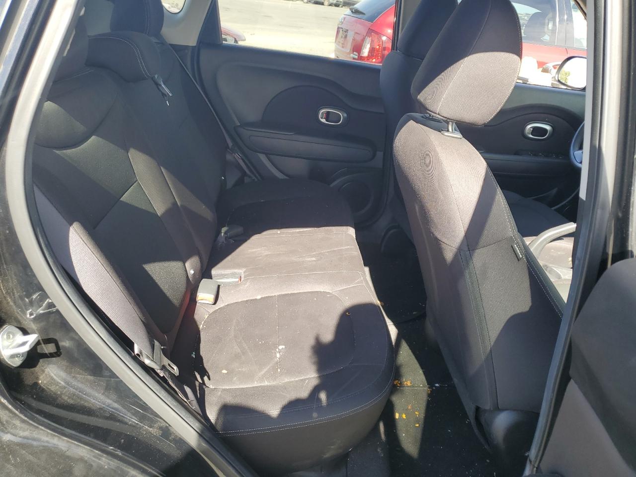 KNDJN2A21G7263455 2016 Kia Soul