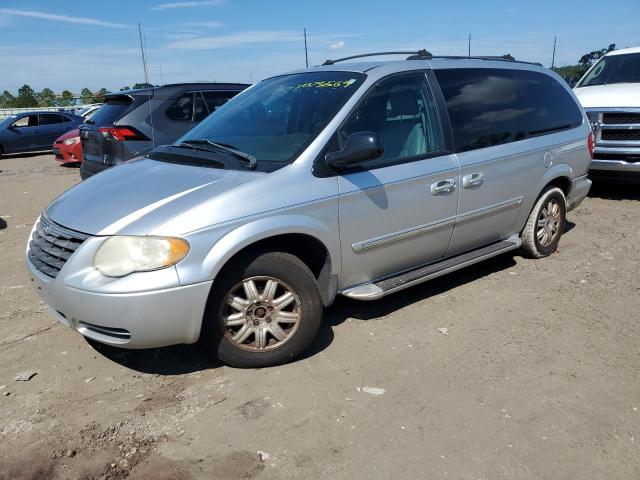 2005 Chrysler Town & Country Touring