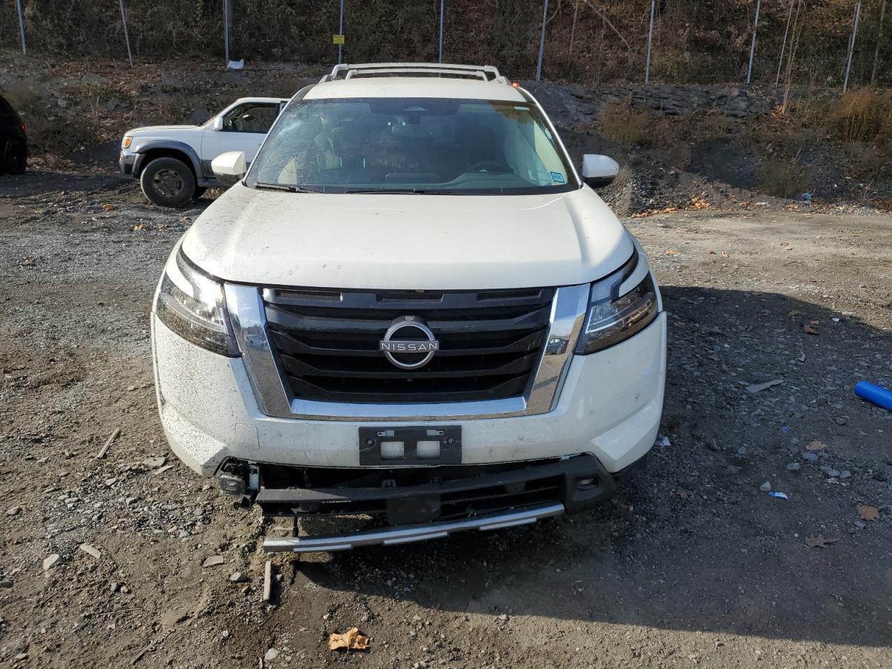 VIN 5N1DR3CC0NC241105 2022 NISSAN PATHFINDER no.5