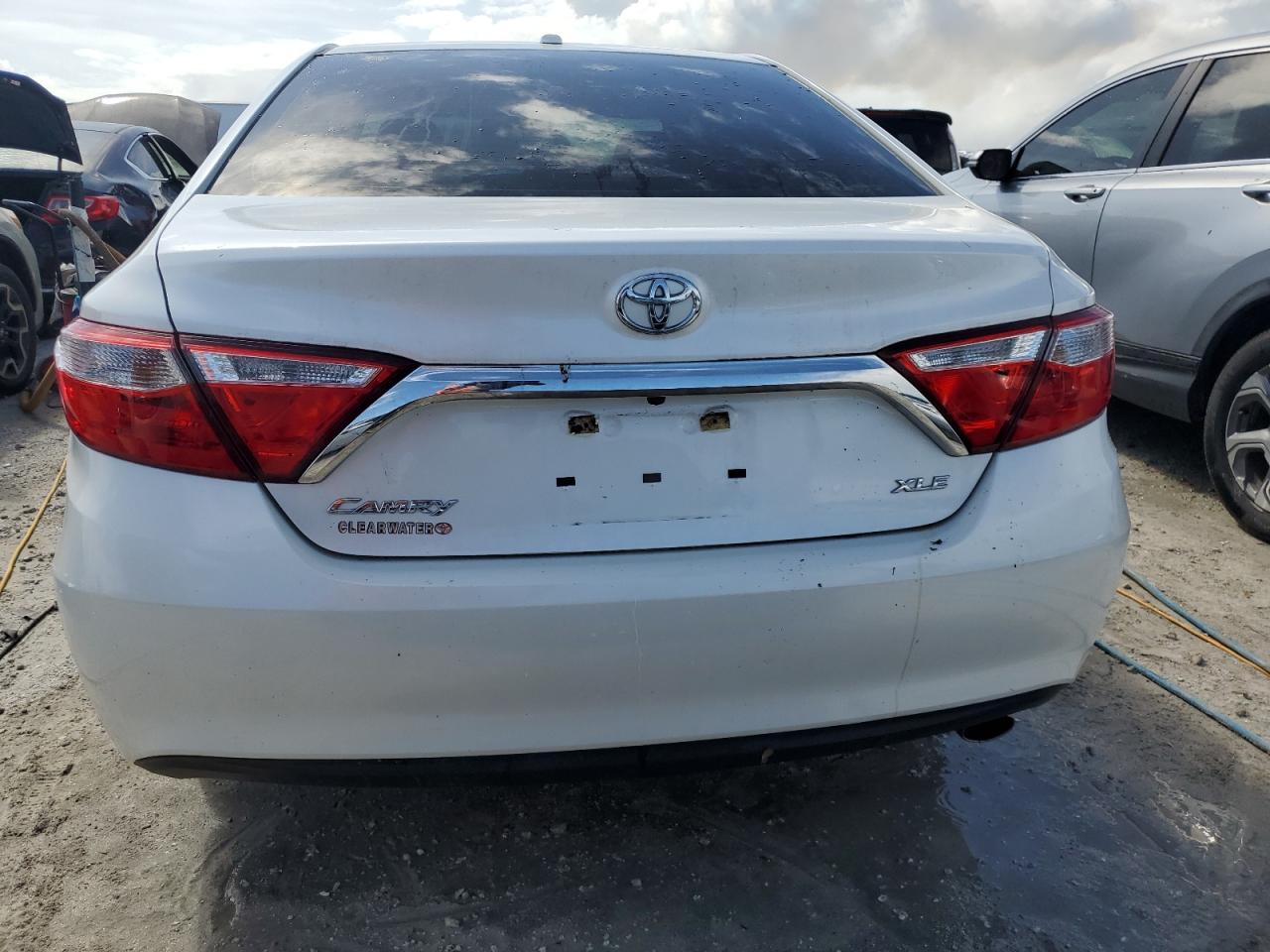 2017 Toyota Camry Le VIN: 4T1BF1FK6HU408833 Lot: 76532284