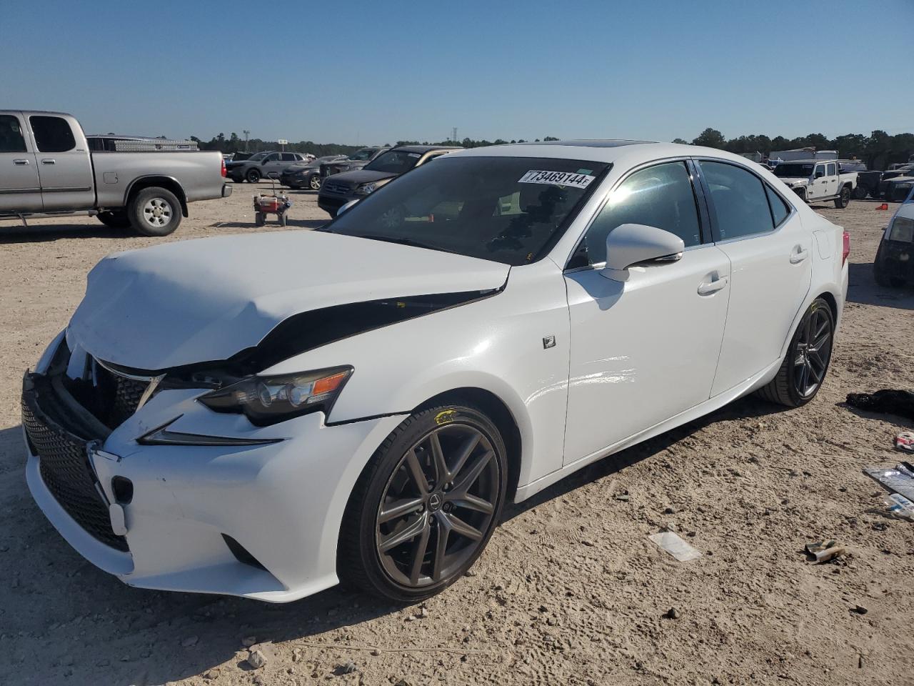 Lexus IS