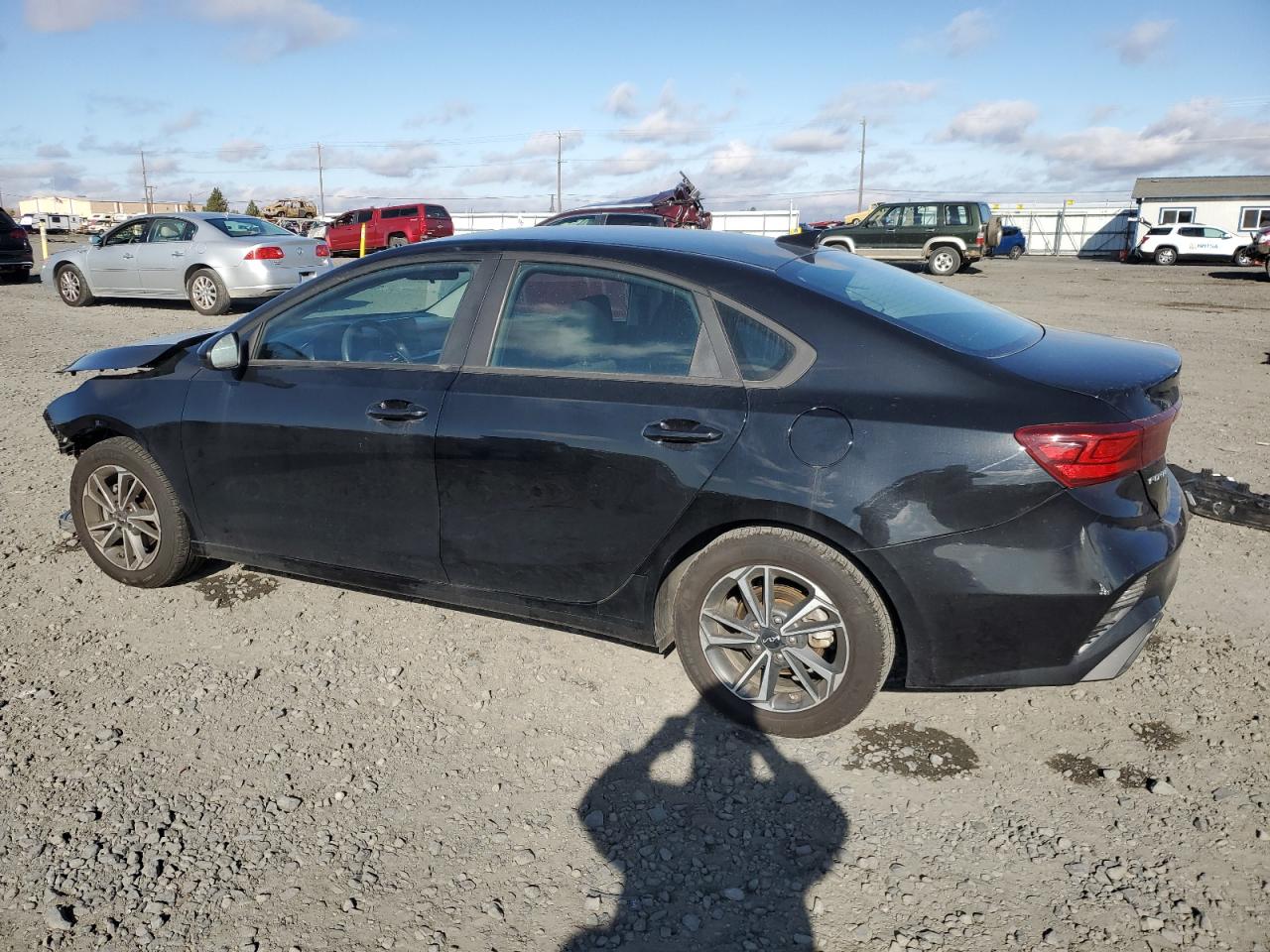 2023 Kia Forte - Image 2