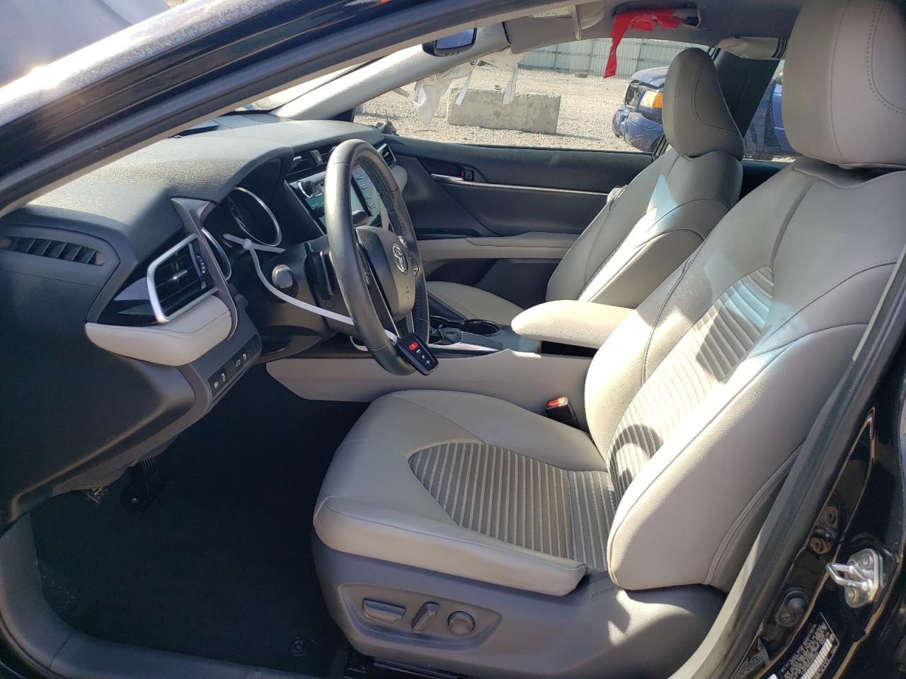 2018 Toyota Camry - Image 7