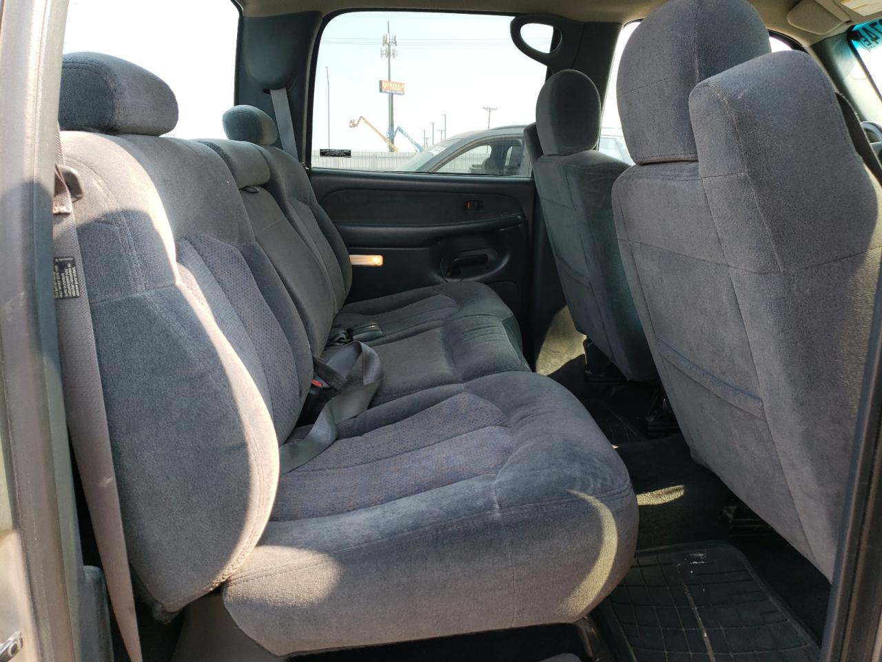 2001 Chevrolet Silverado - Image 10