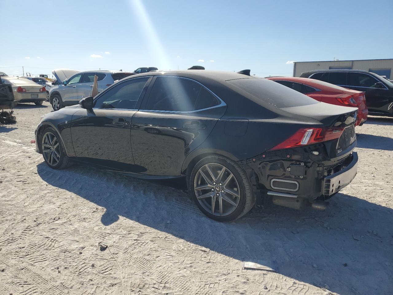 2015 Lexus IS - Image 2