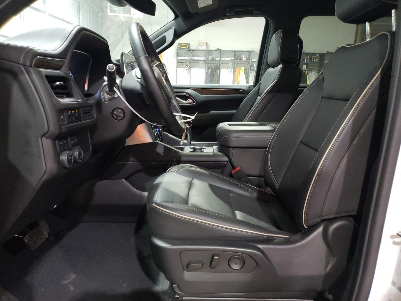 2023 Chevrolet Suburban - Image 7