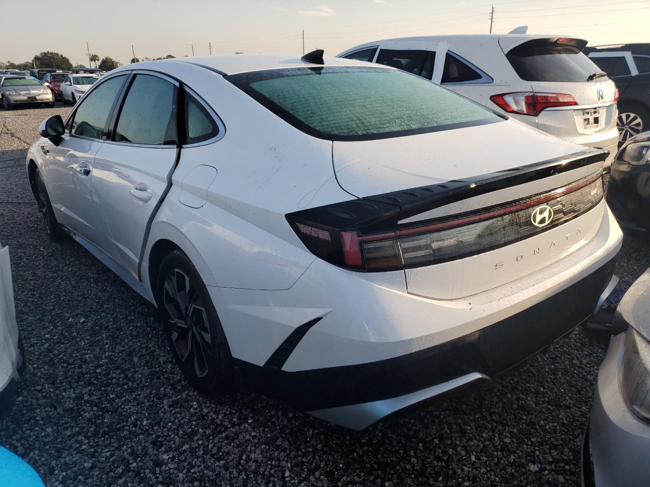 2024 Hyundai Sonata - Image 2