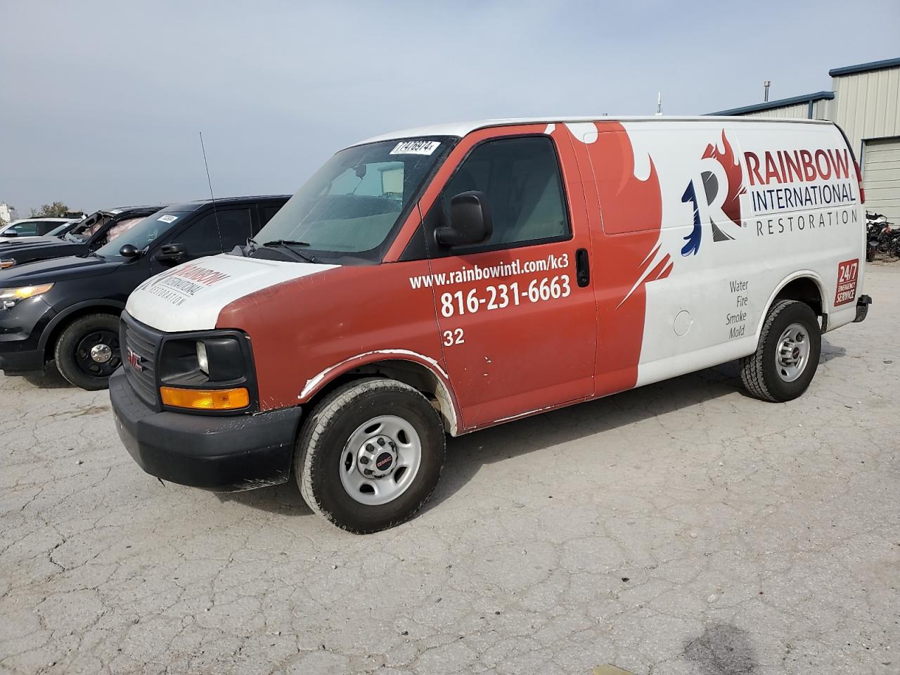 2014 GMC Savana - Image 1