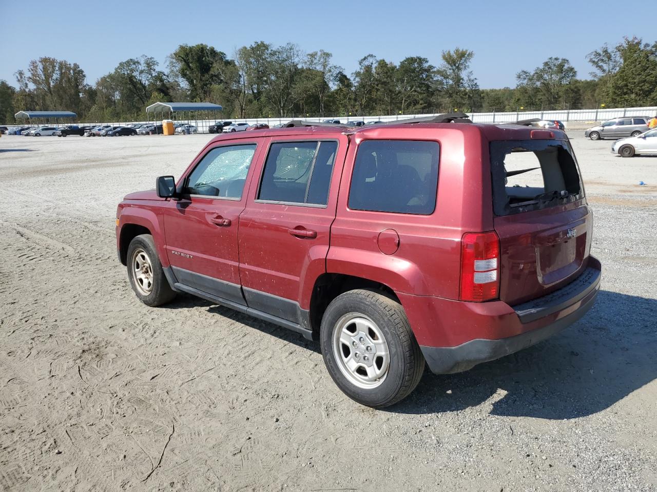2012 Jeep Liberty (Patriot) - Image 2