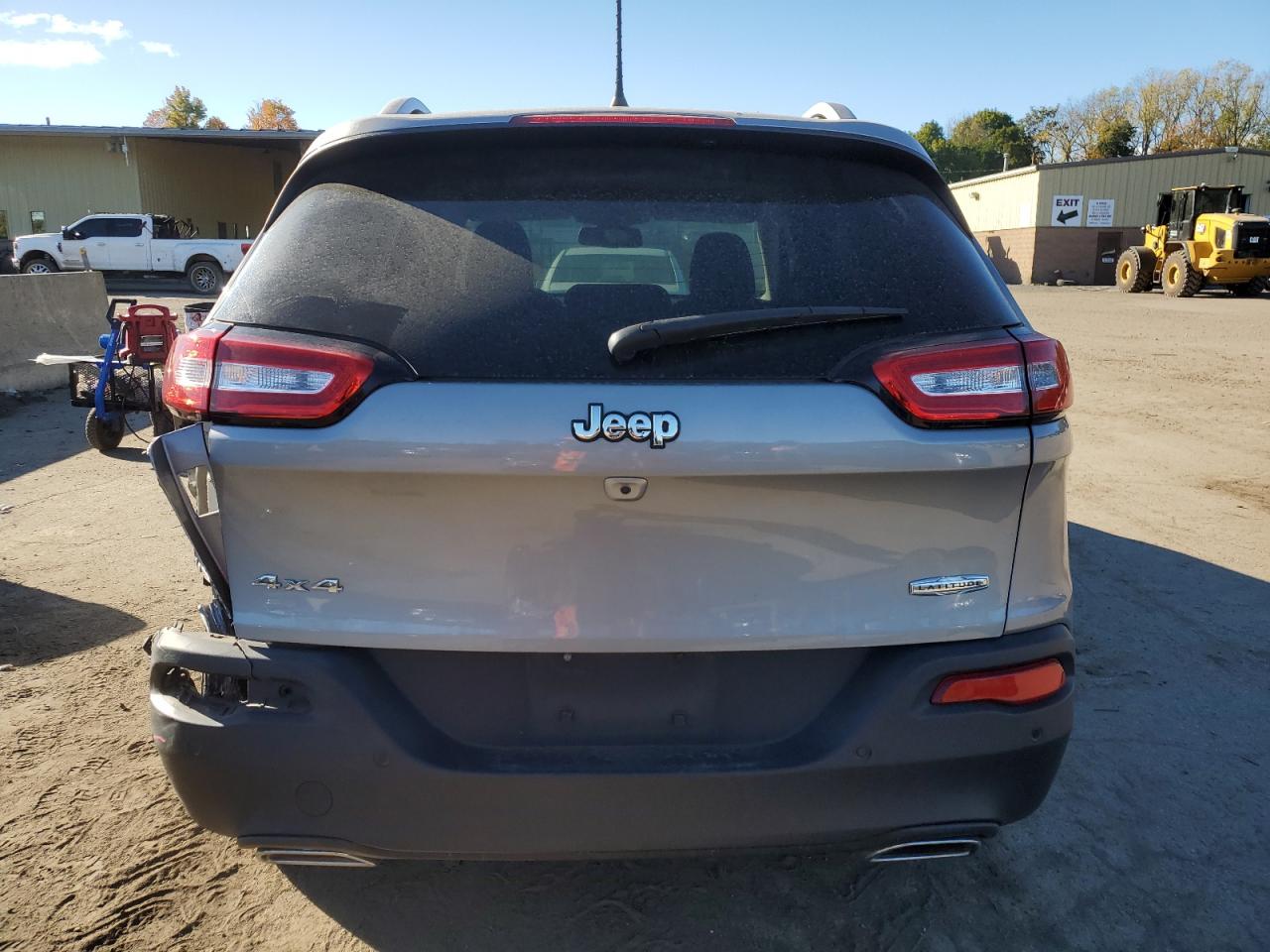 1C4PJMCS7GW119266 2016 Jeep Cherokee Latitude