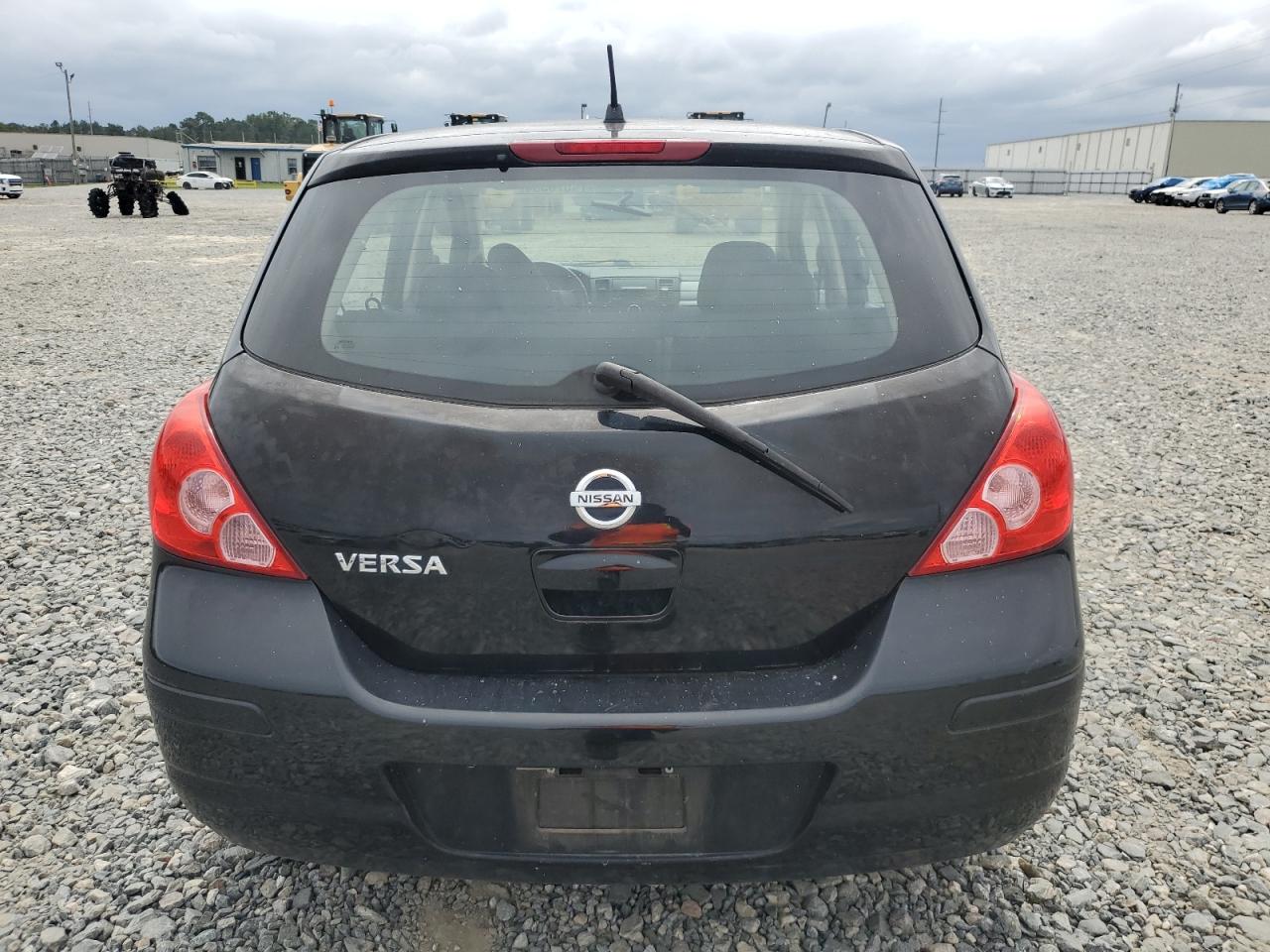 2009 Nissan Versa S VIN: 3N1BC13E29L403929 Lot: 74070334