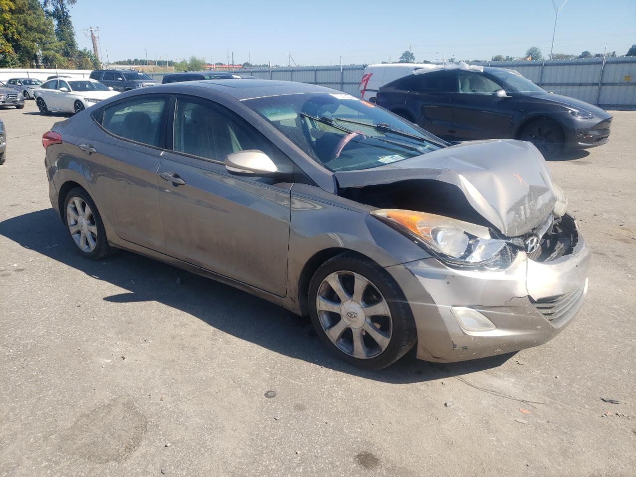 2012 Hyundai Elantra - Image 4