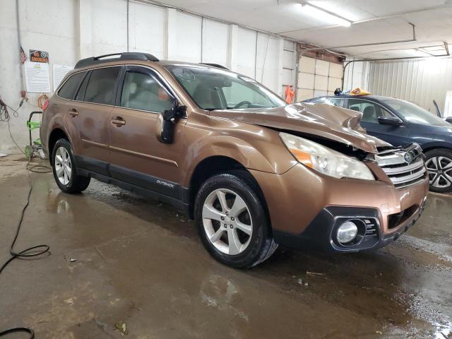  SUBARU OUTBACK 2013 Коричневий