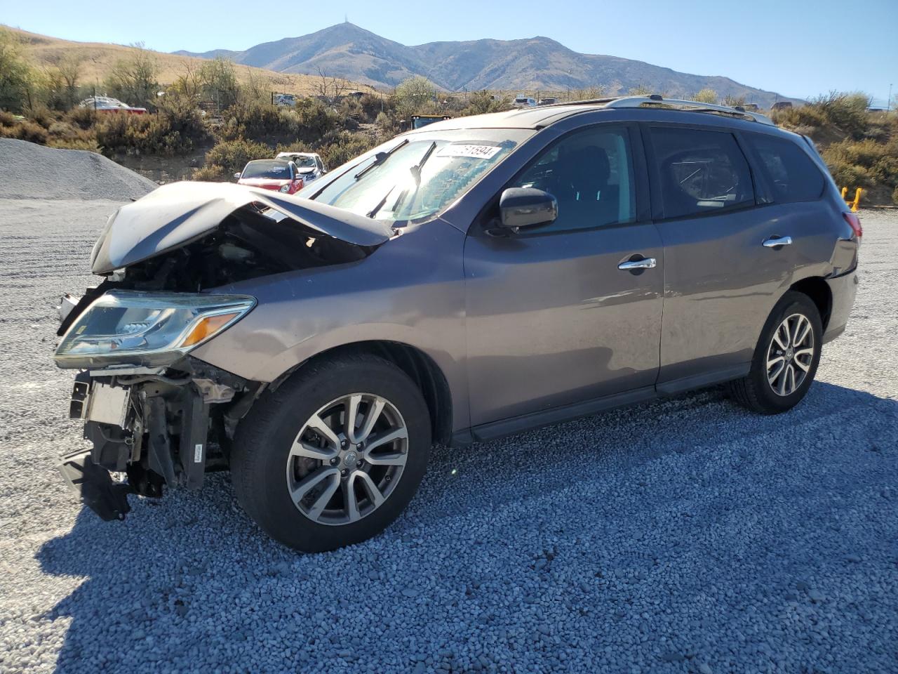 2013 Nissan Pathfinder - Image 1