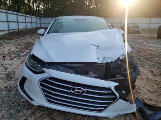 HYUNDAI ELANTRA 2018 Белый