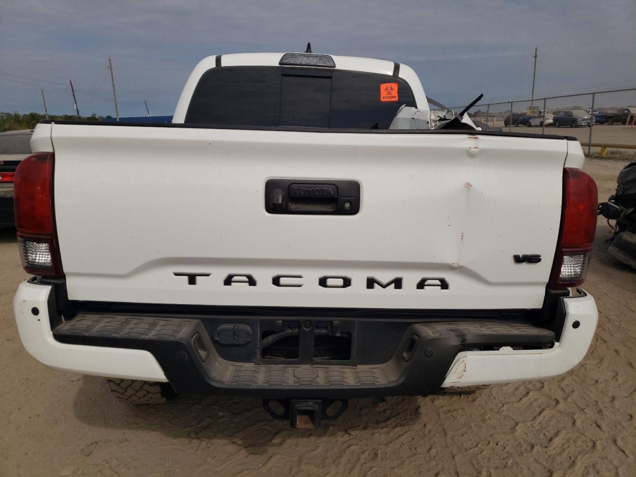 VIN 3TMAZ5CN0JM071275 2018 TOYOTA TACOMA no.6