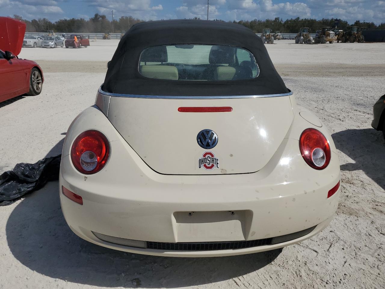 2010 Volkswagen New Beetle VIN: 3VWRW3AL7AM010651 Lot: 77471594