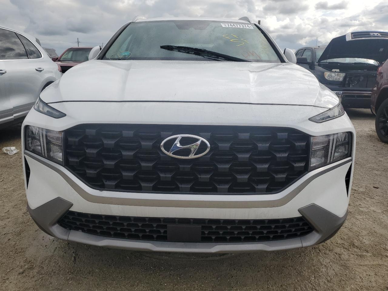 2023 Hyundai Santa Fe - Image 5