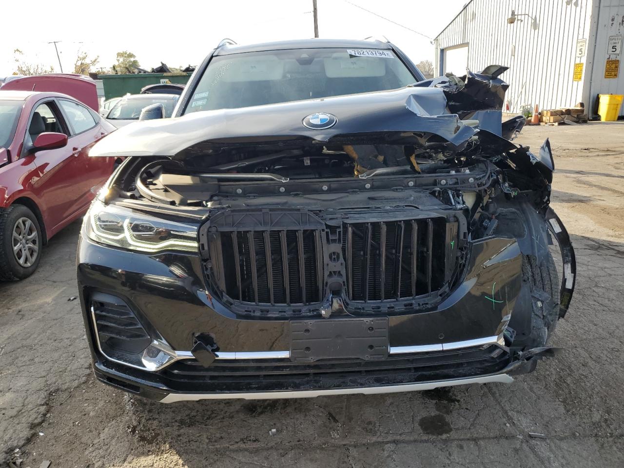 2022 BMW X7 - Image 5