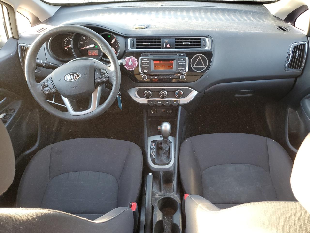 KNADM4A35H6015184 2017 Kia Rio Lx