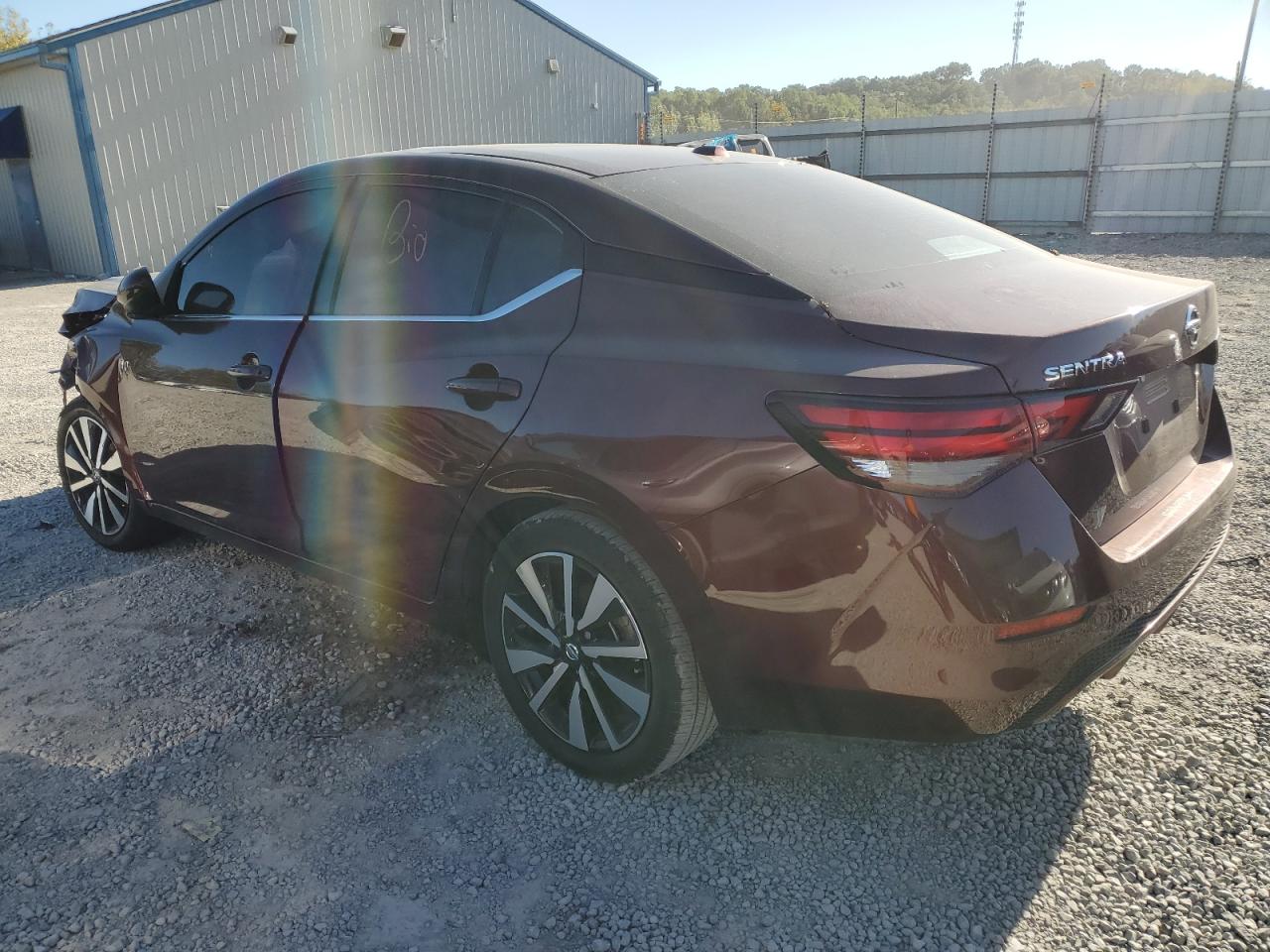 2022 Nissan Sentra - Image 2