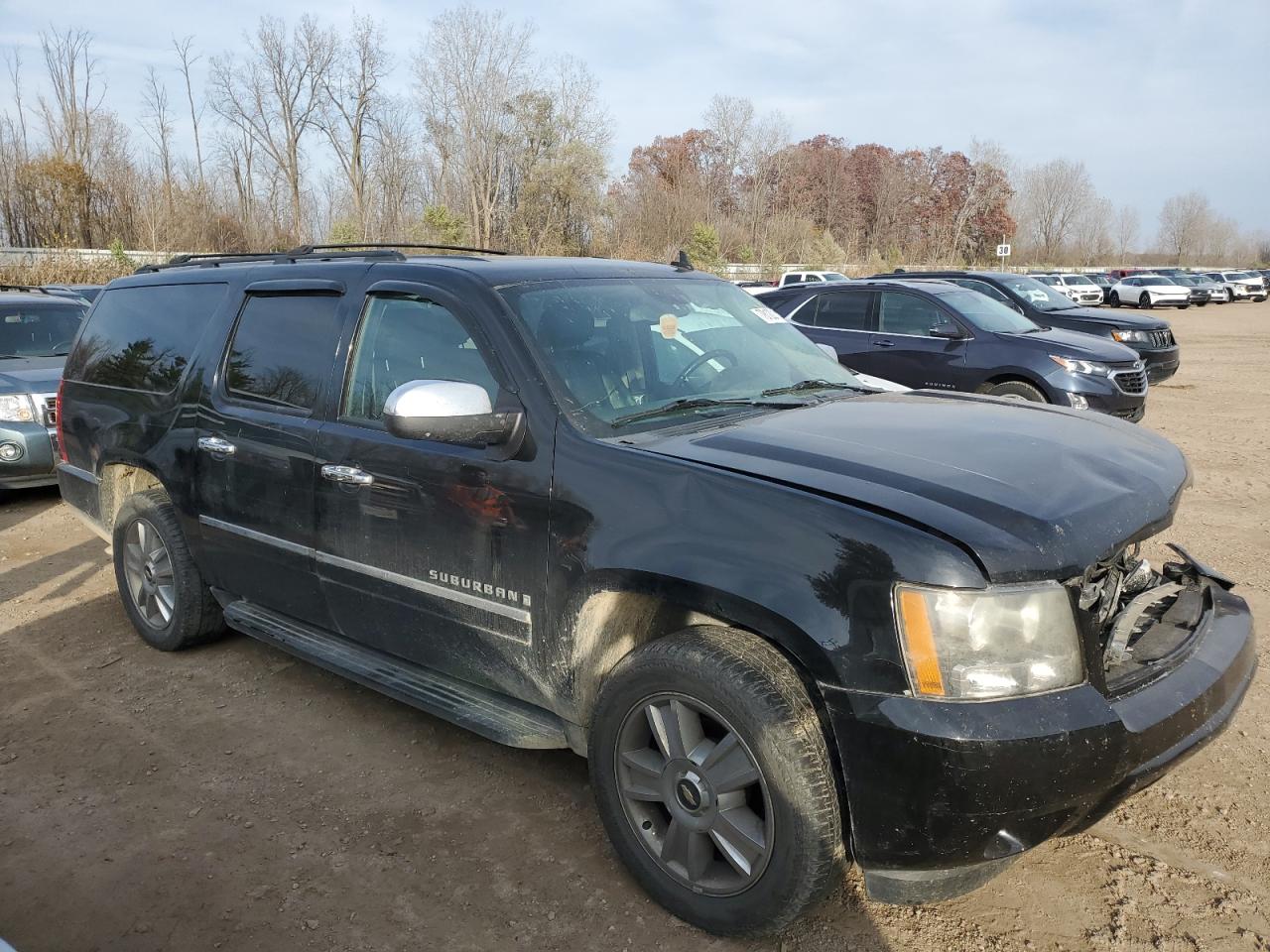 2009 Chevrolet Suburban - Image 4