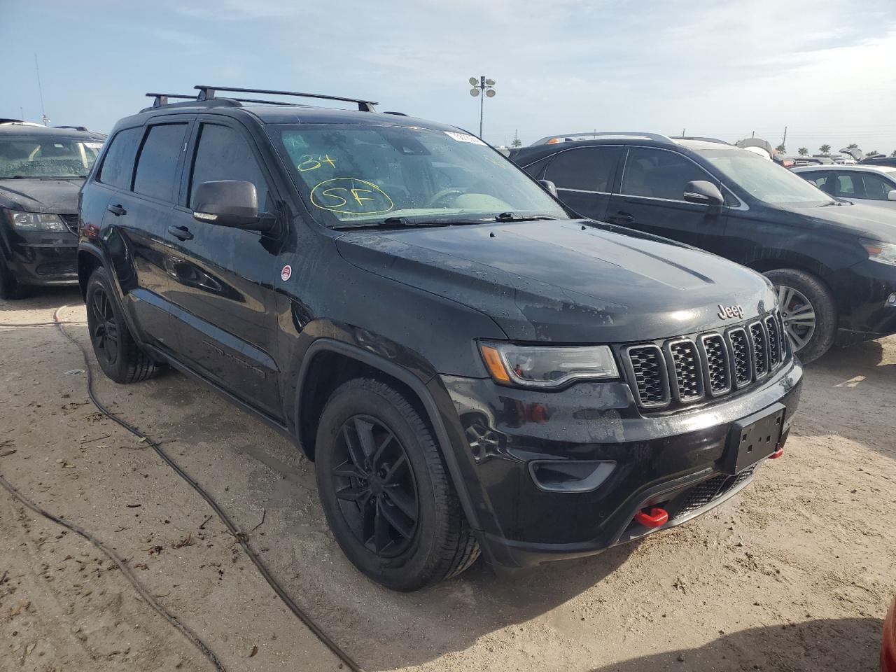 2017 Jeep Grand Cherokee - Image 4