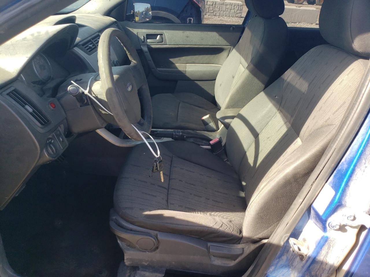 2010 Ford Focus - Image 7